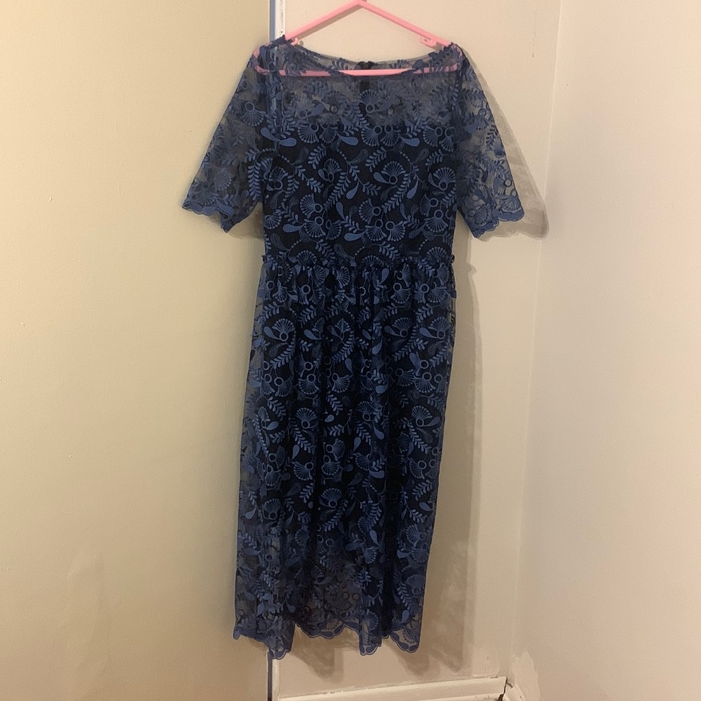 Shoshanna navy lace dress with lining size 10